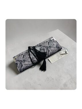 ★ NWT WHBM Jewelry Wrap Faux Snakeskin Feminine Travel Bag - Animal Print ★